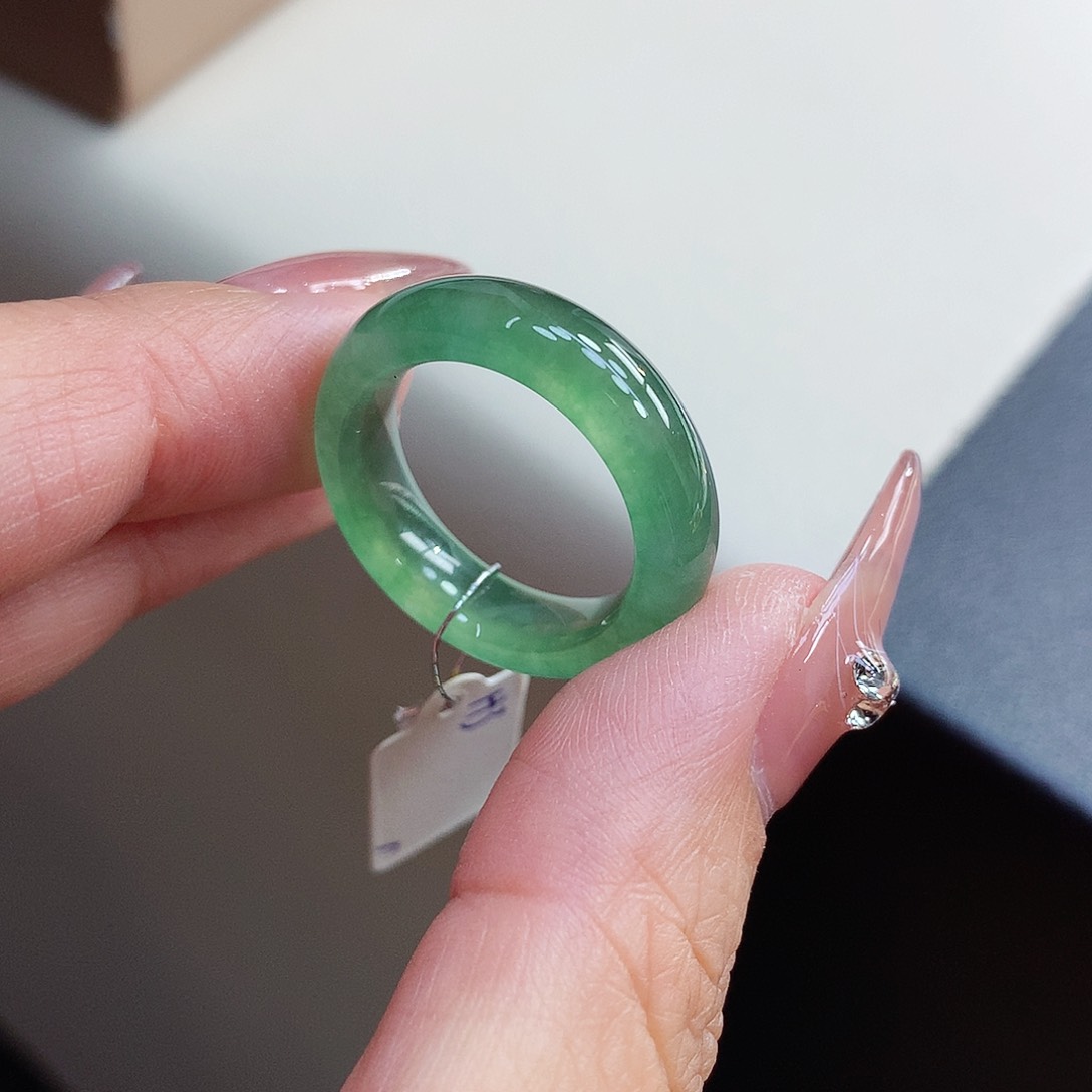 翡翠戒指未镶嵌19-20号