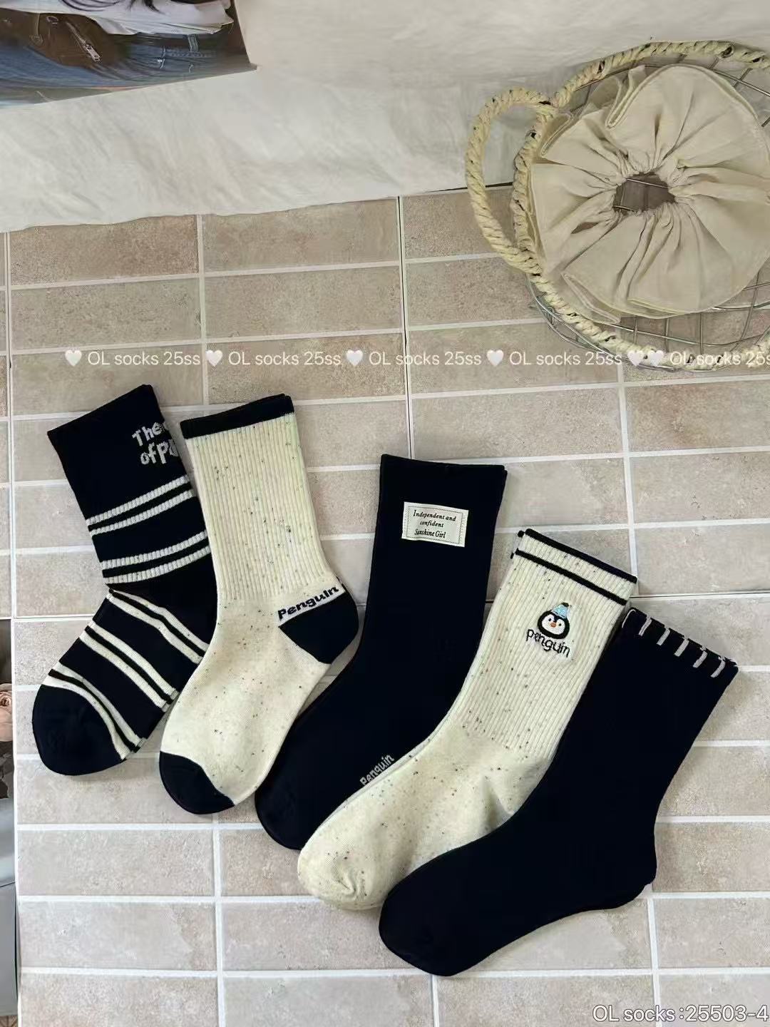 秋季中筒刺绣中筒袜子防汗日式提花保暖