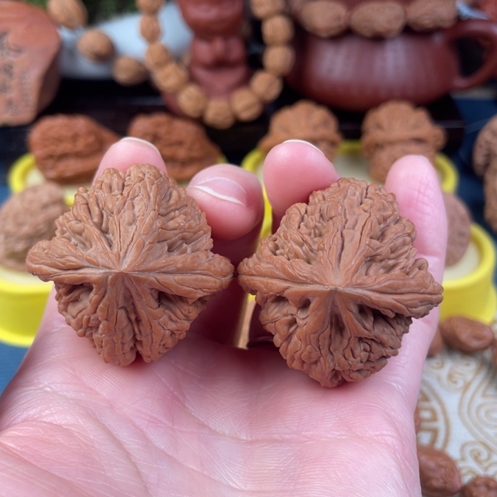 吊坠文玩核桃虎头王42