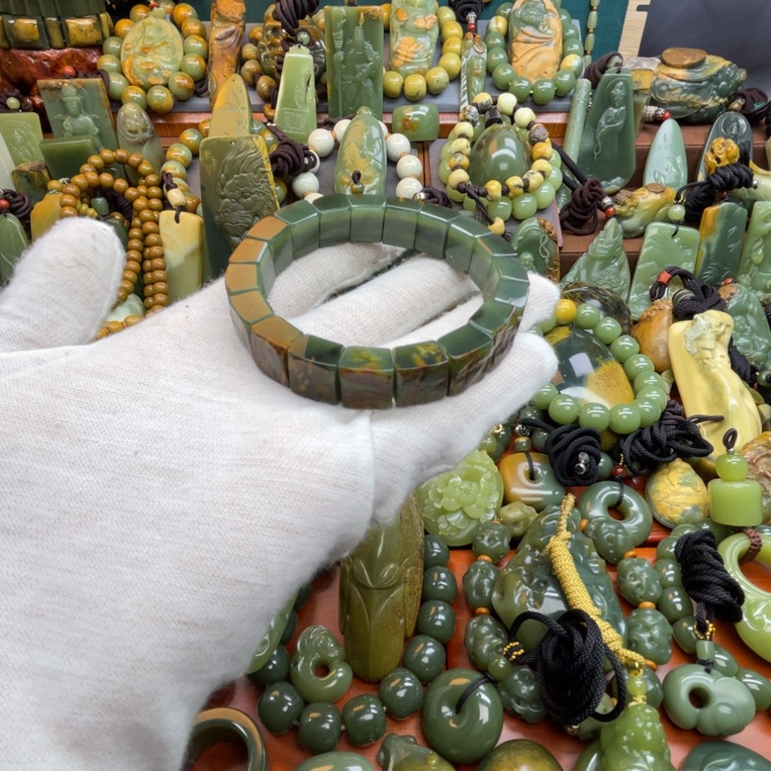 无***道岫岩河磨玉（透闪石质玉）未镶嵌手链