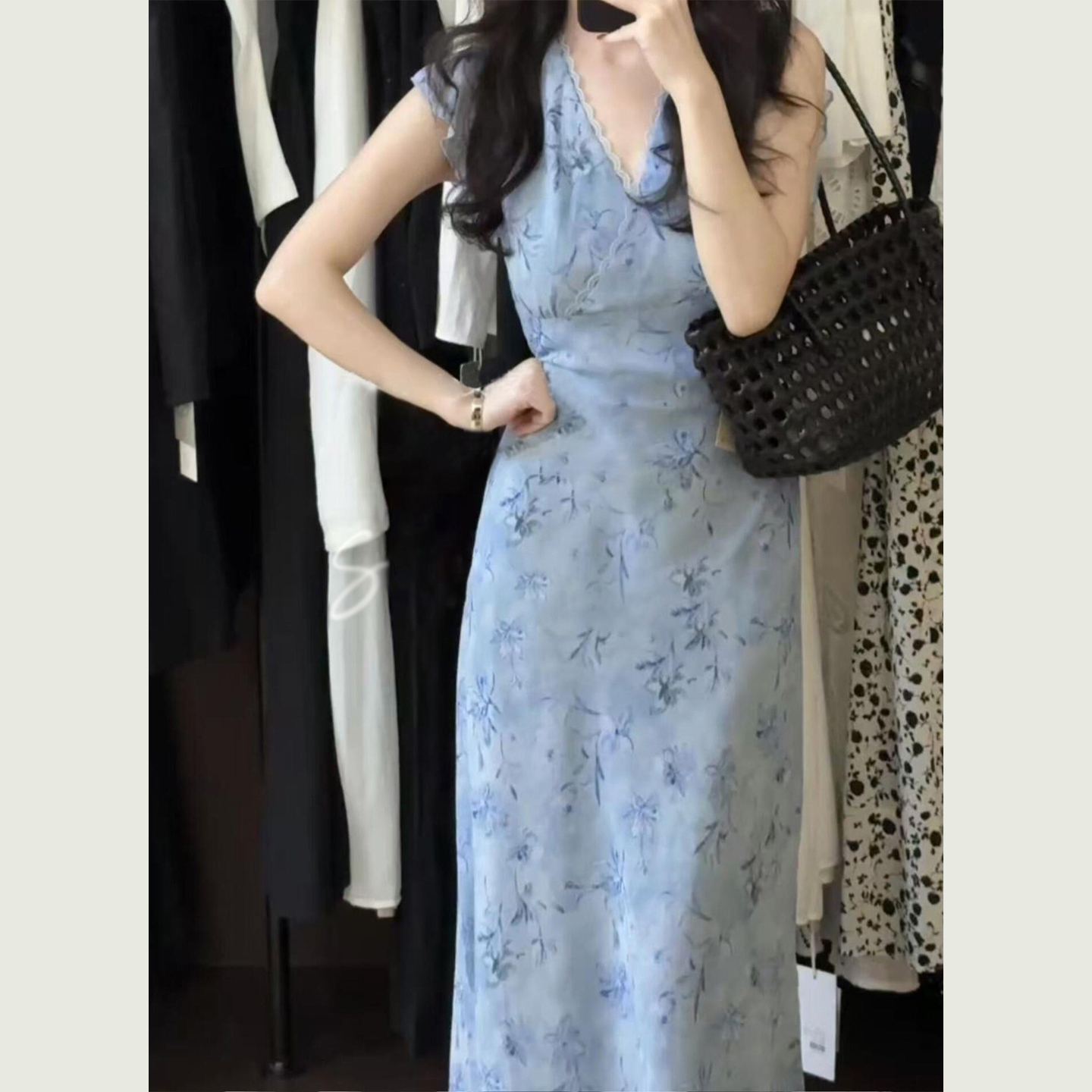 【现货+运补】夏日绝美蓝色V领碎花连衣裙子女高级感收腰长裙4120