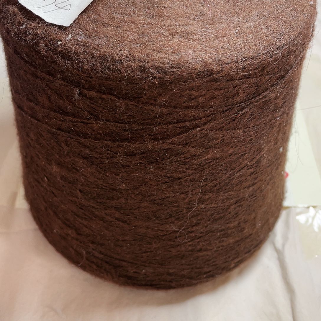 细马海毛依托咖啡色