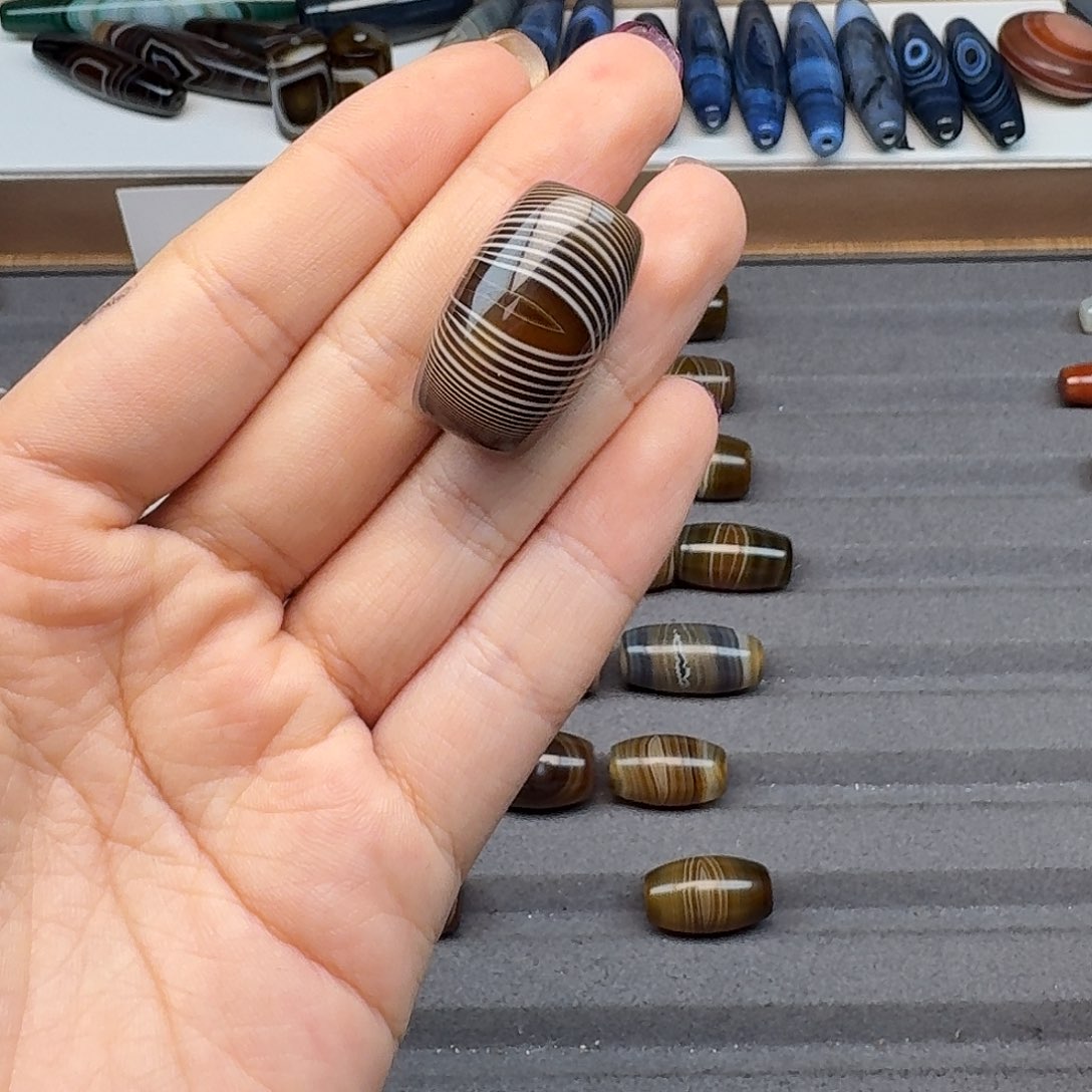 喝***体玛瑙/玉髓合金珠宝半成品