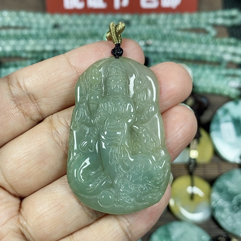 【闪购商品】翡翠颈饰未镶嵌玉吊坠翡翠玉随性御龙千手观音
