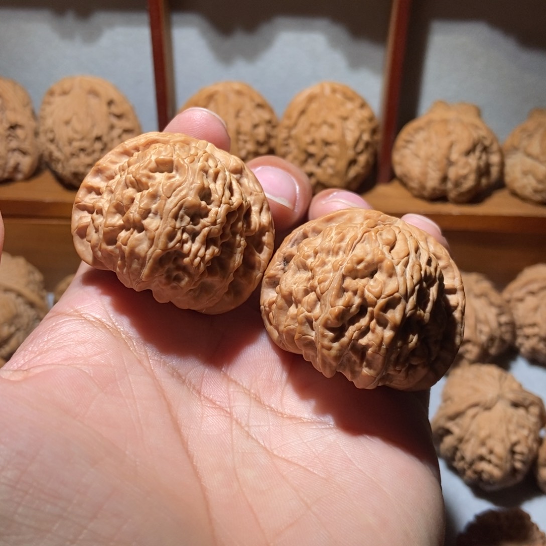 文玩核桃吊坠毕业球白41