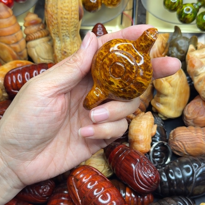 松木琥珀木文玩手串