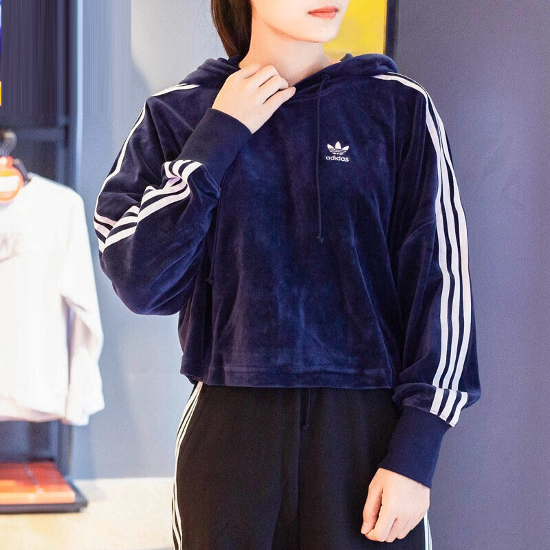 adidas/阿迪达斯三叶草卫衣女连帽防风运动服丝绒舒适套头衫