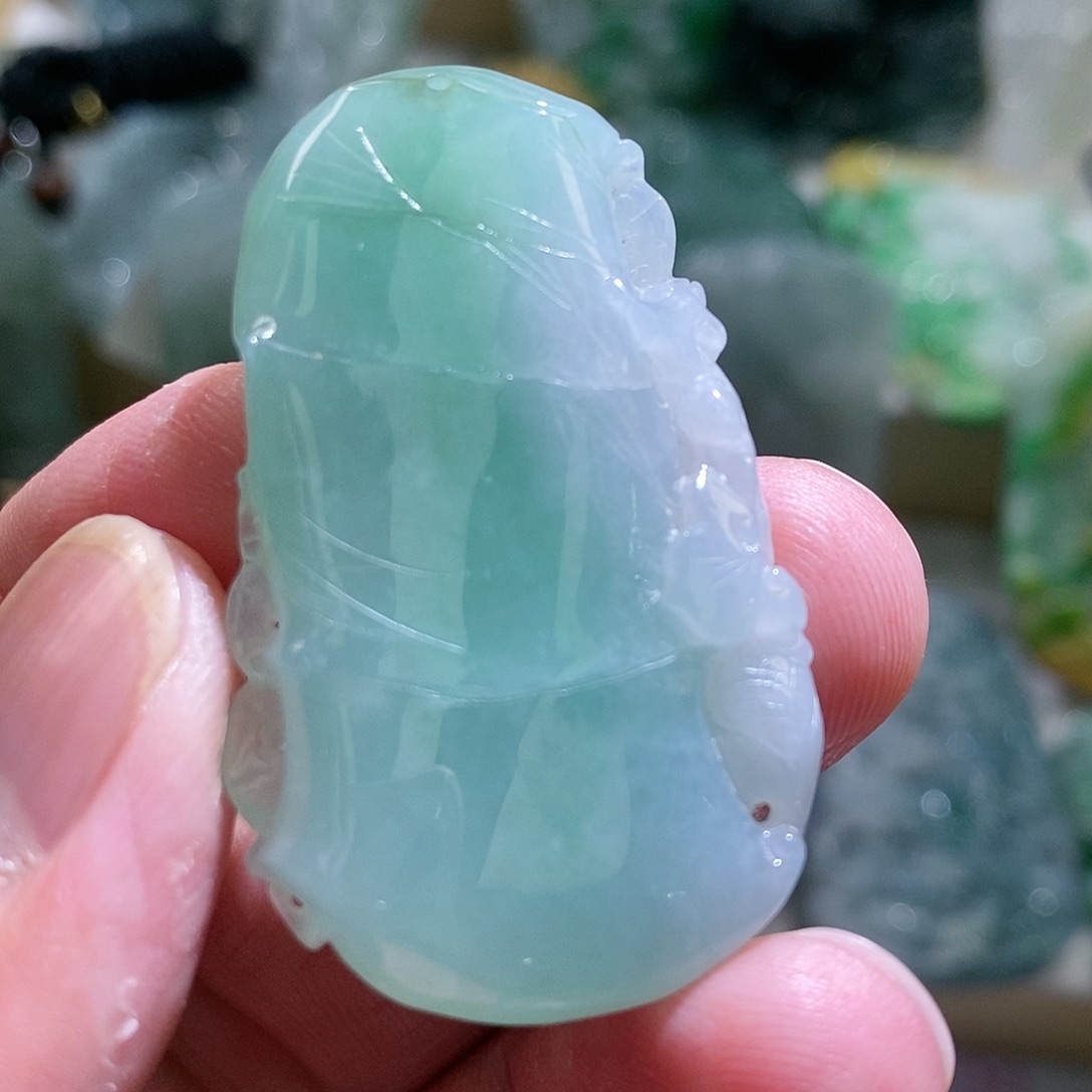 【闪购商品】翡翠颈饰未镶嵌11111111