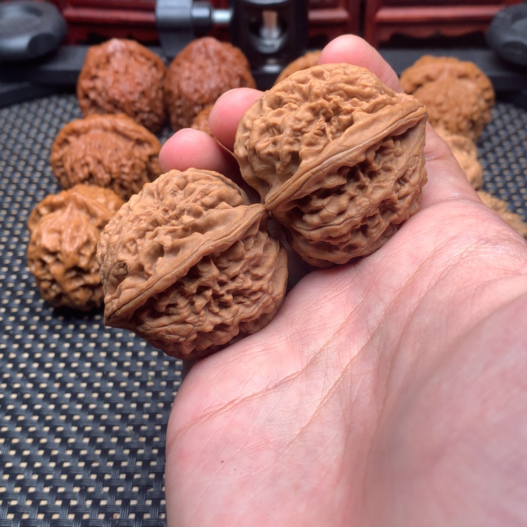 文玩核桃吊坠凤凰台40