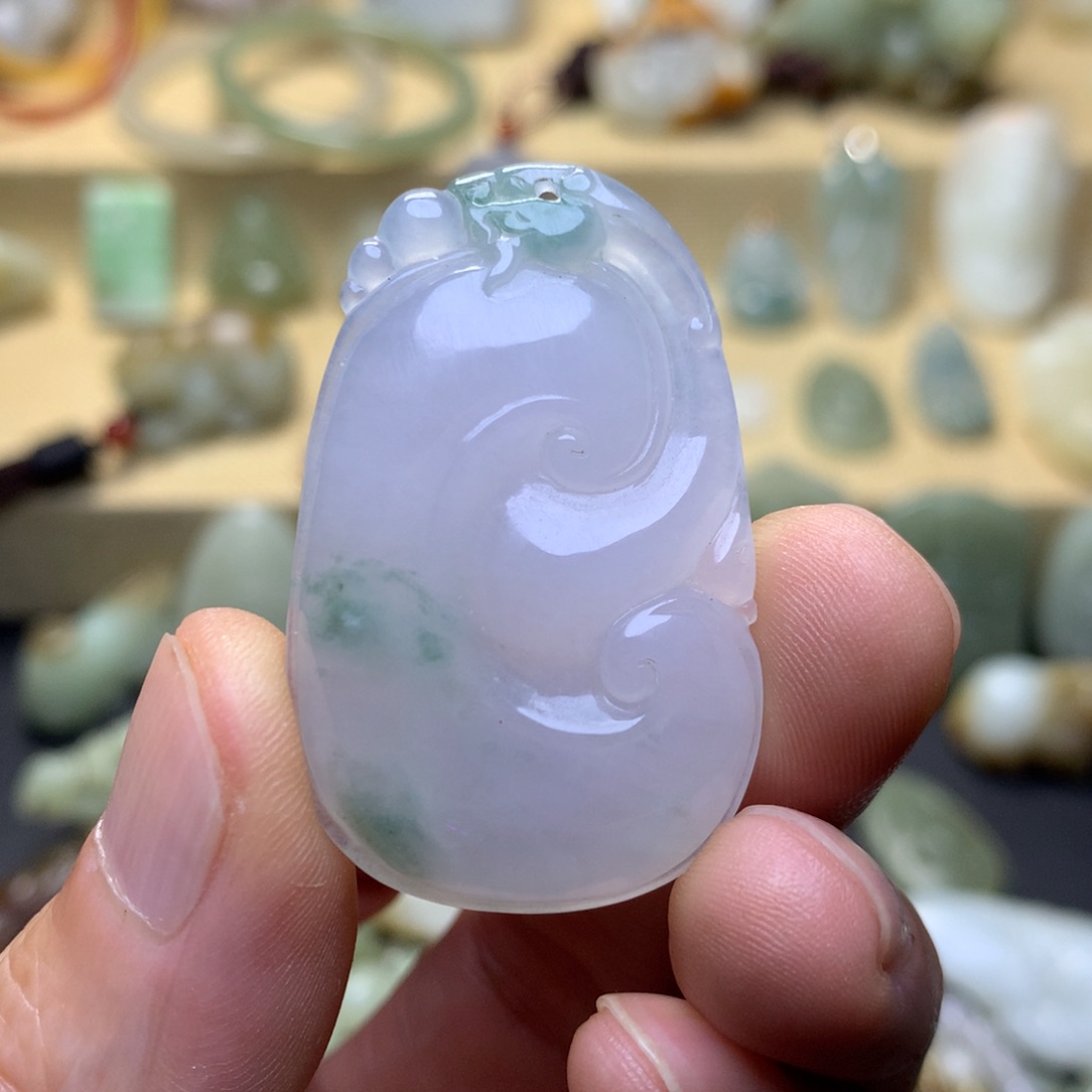 颈饰未镶嵌翡翠灵芝如意