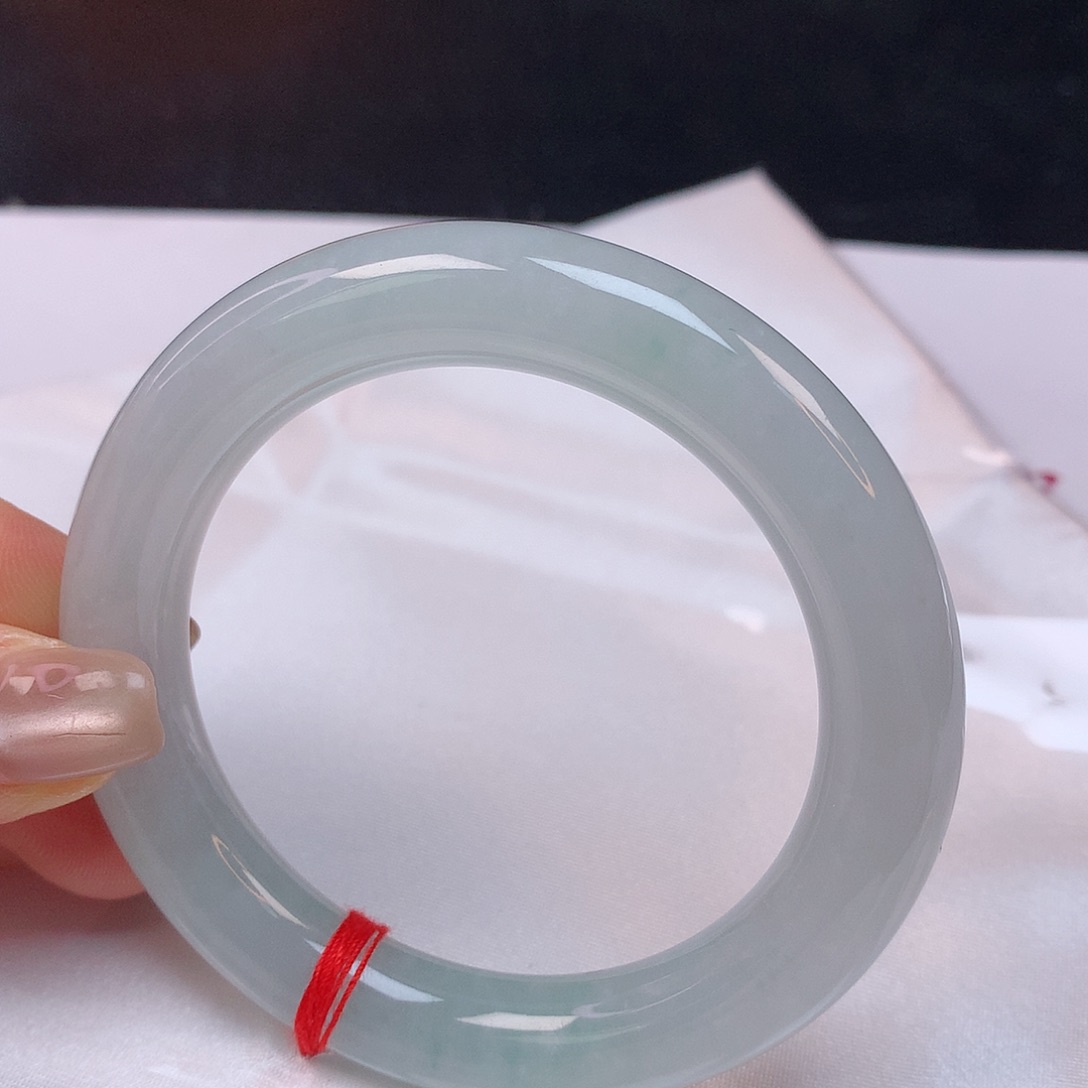 【闪购商品】翡翠手镯未镶嵌53圆条手镯