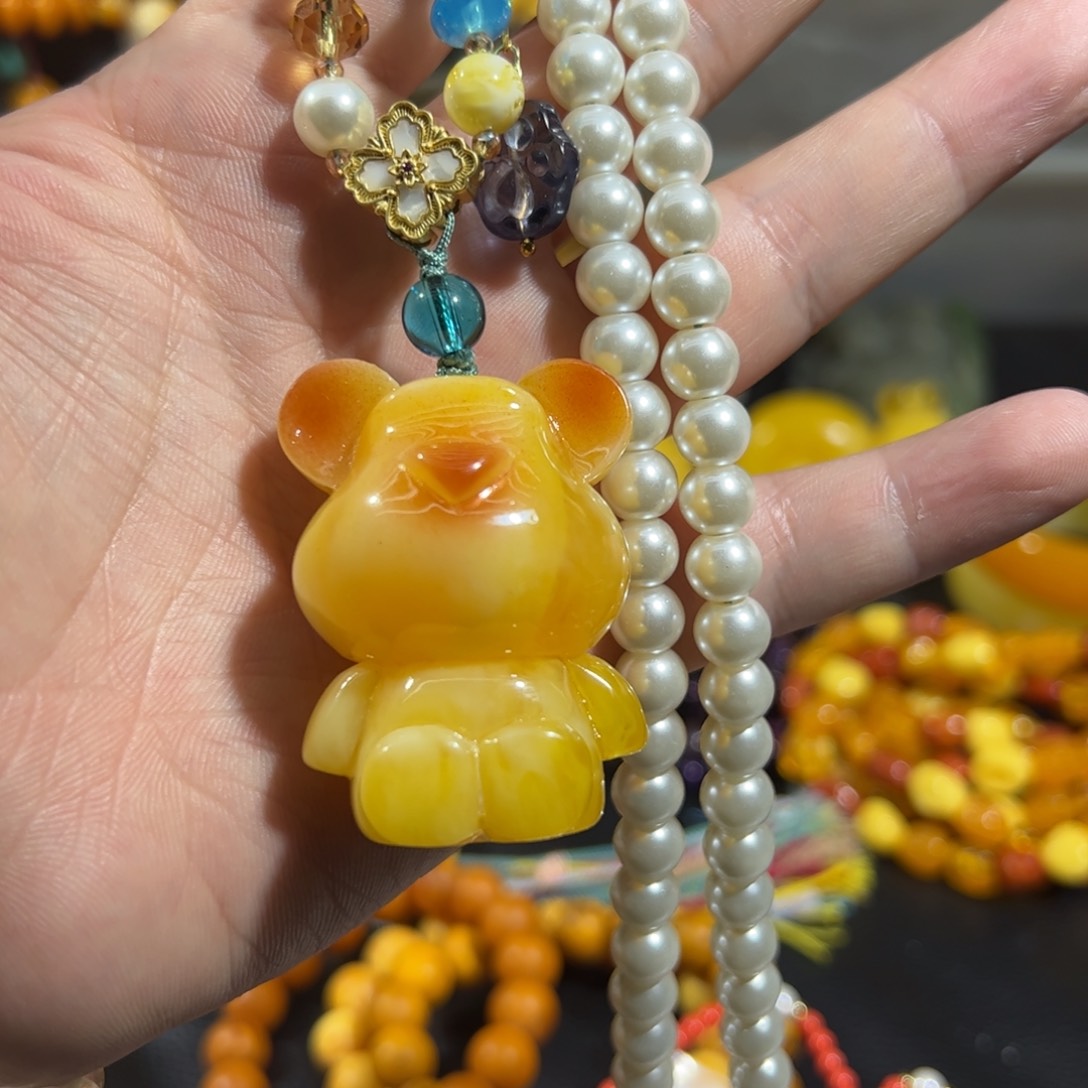 未镶嵌琥珀手链时***机小熊吊坠