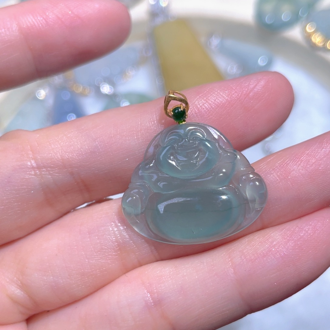 翡翠颈饰18K金镶嵌翡翠