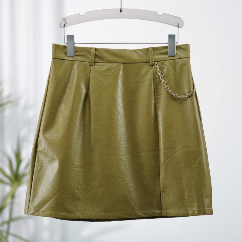 一路童行  谷系列  B62  品牌撤柜女装简约百搭短裙  221YBQ202