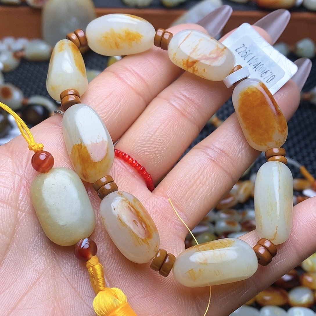 和田玉手链未镶嵌心*