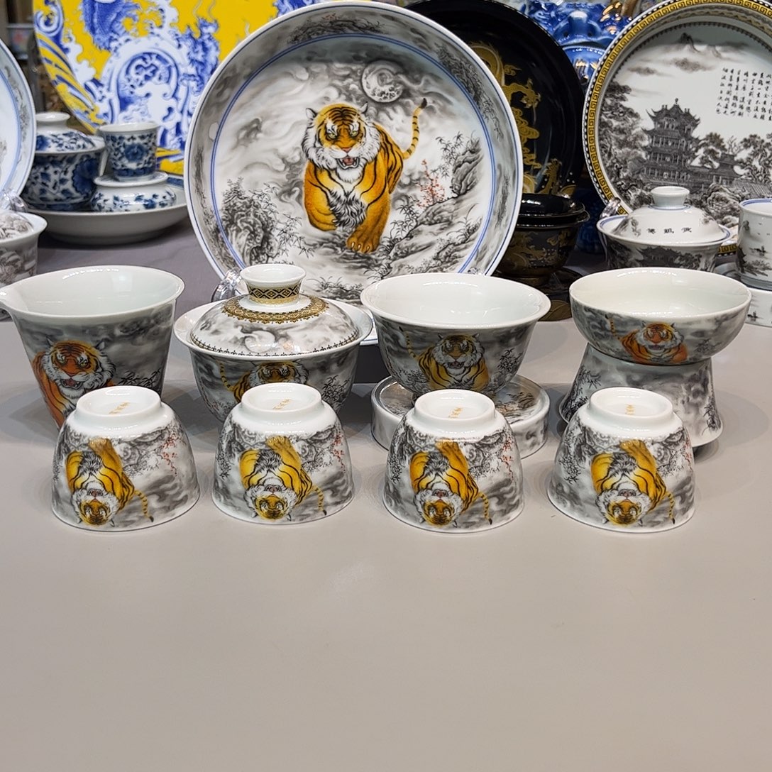 景德镇陶瓷艺术品