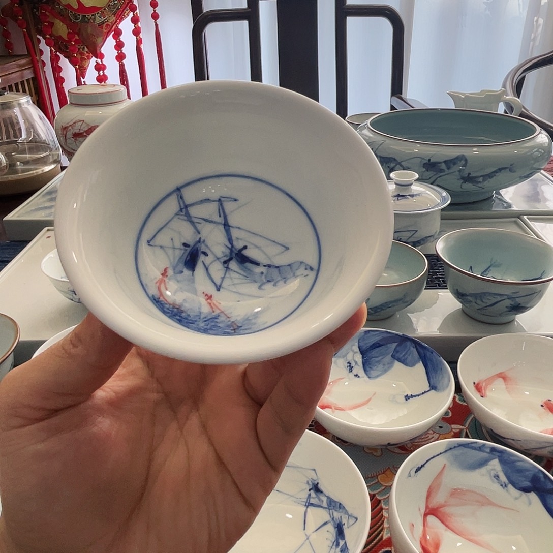 岳***门手工手绘陶瓷作品