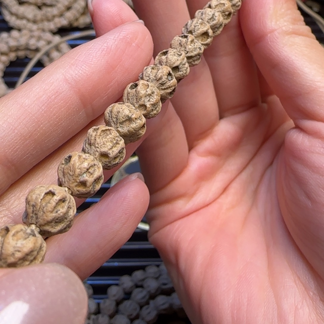 柏香籽/百香籽吊坠大**～