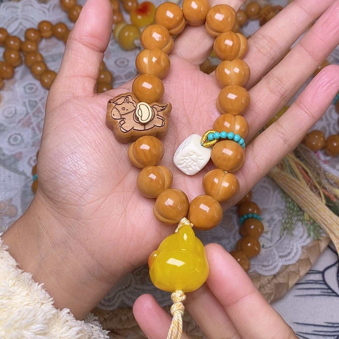 吊坠猴头核桃屁桃15加