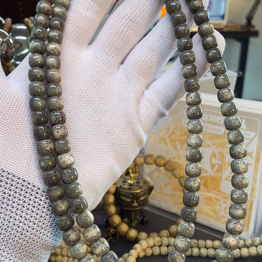 吊坠星月菩提6888989999999999