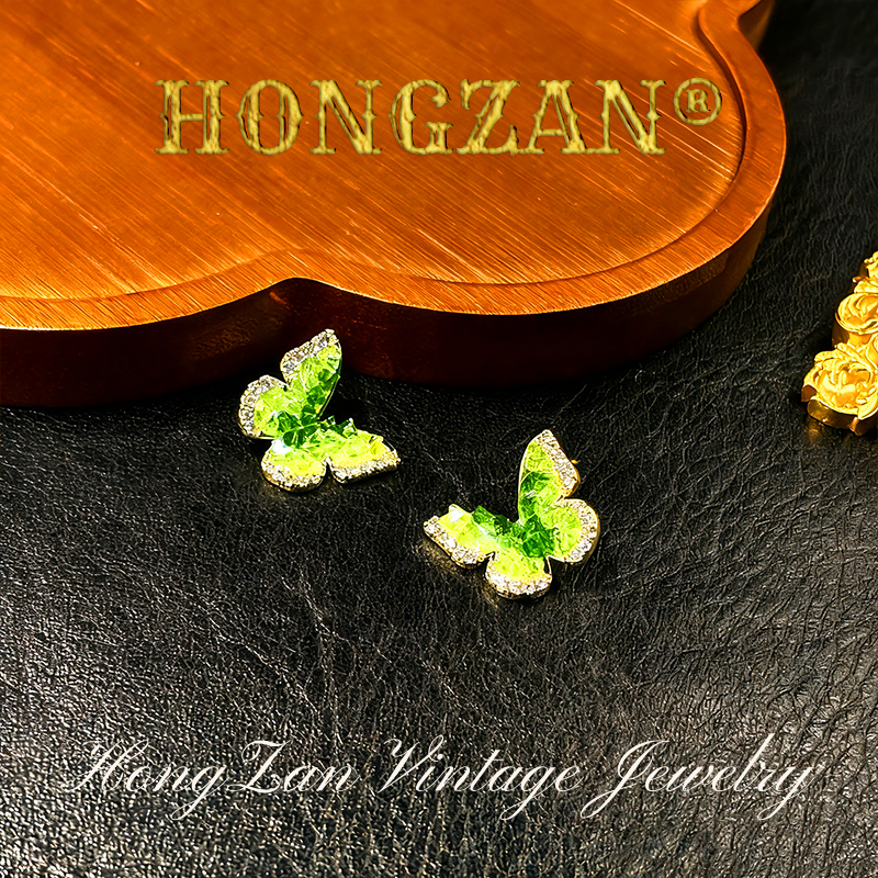 铜合金亚克力耳饰 HONGZAN [青彩蝴蝶] 时尚百搭镀K耳钉 ES108
