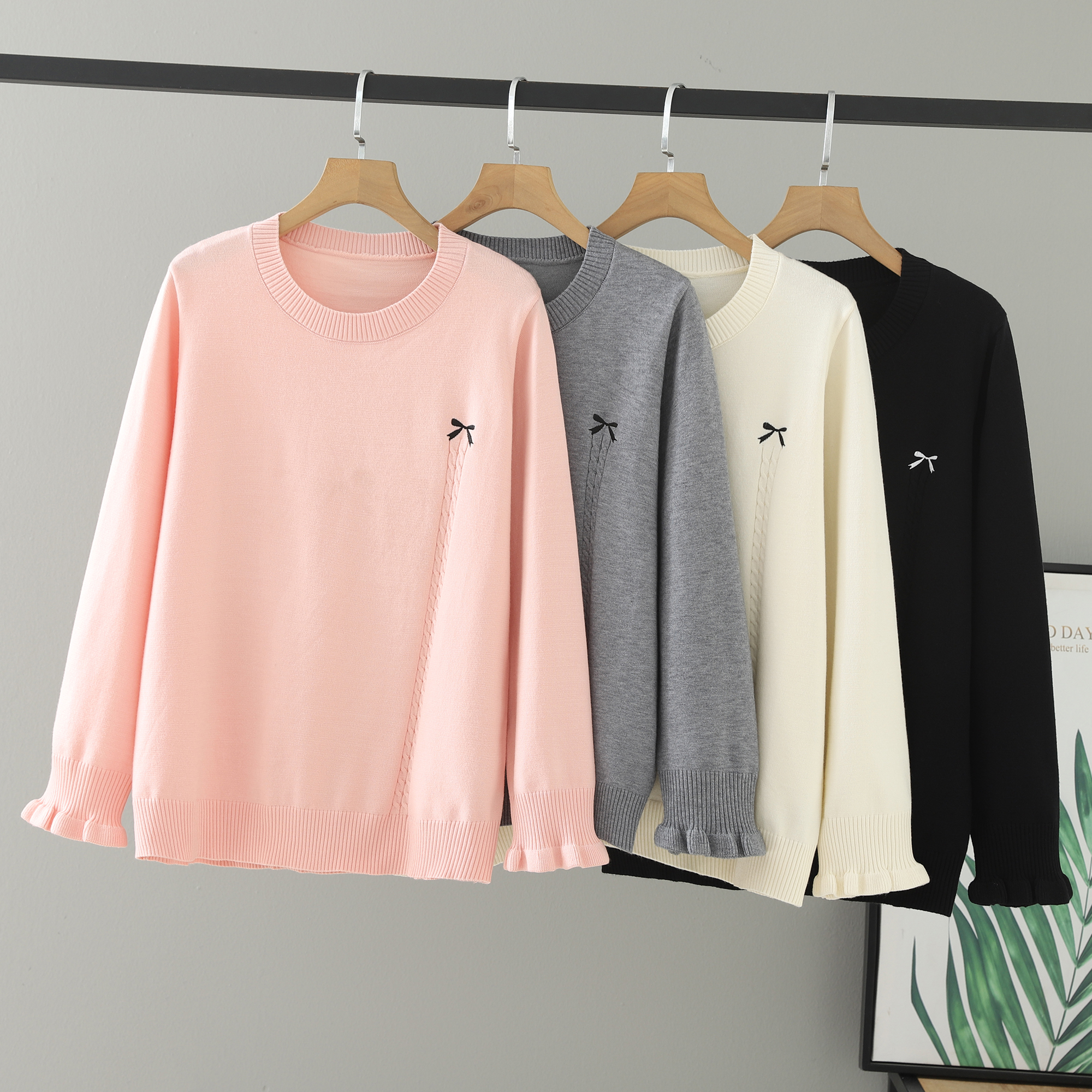 星玥2025新款胖mm加肥加大码女装秋冬休闲圆领花瓣袖口毛衣中年上