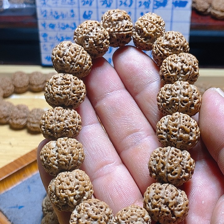 金刚菩提手串原生态款