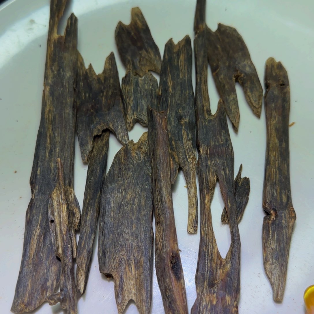 沉香手把件小*沉香奇楠白棋树心87克