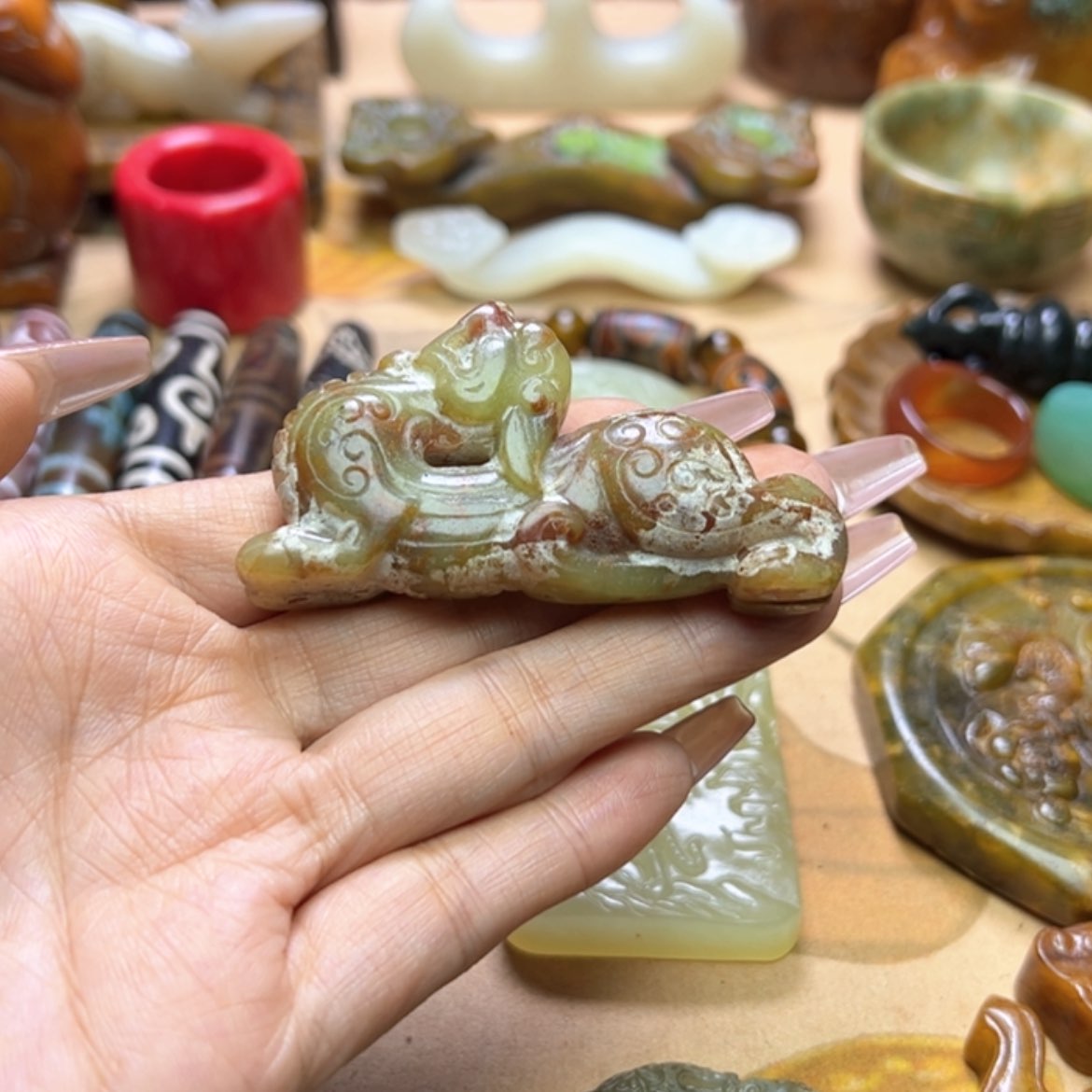 【闪购商品】蛇纹石玉颈饰未镶嵌