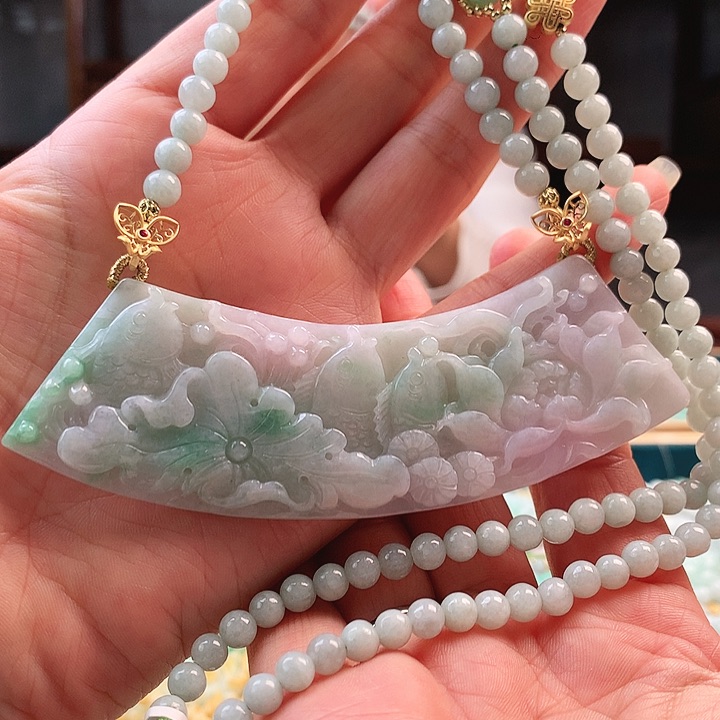 翡翠颈饰未镶嵌吊坠