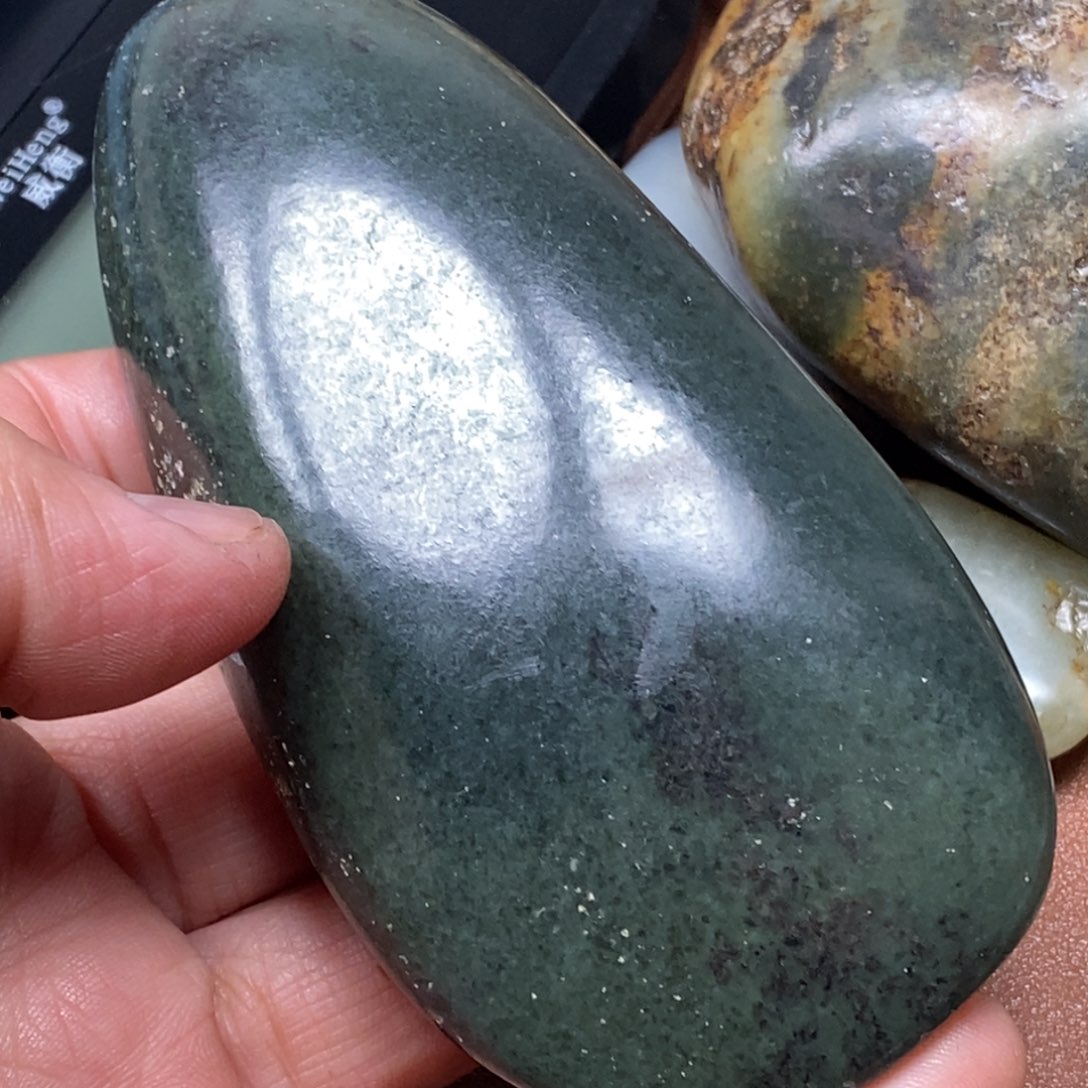 和田玉（糖玉）挂件未镶嵌