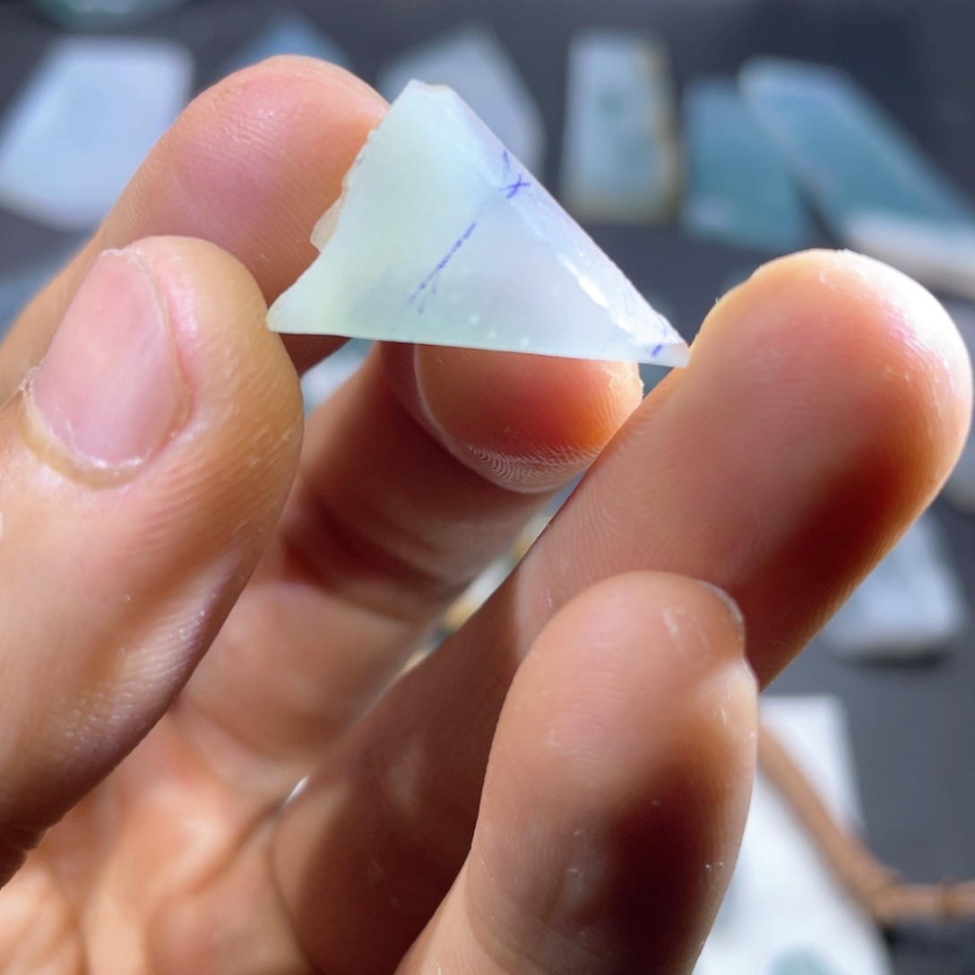 定制翡翠未镶嵌随行