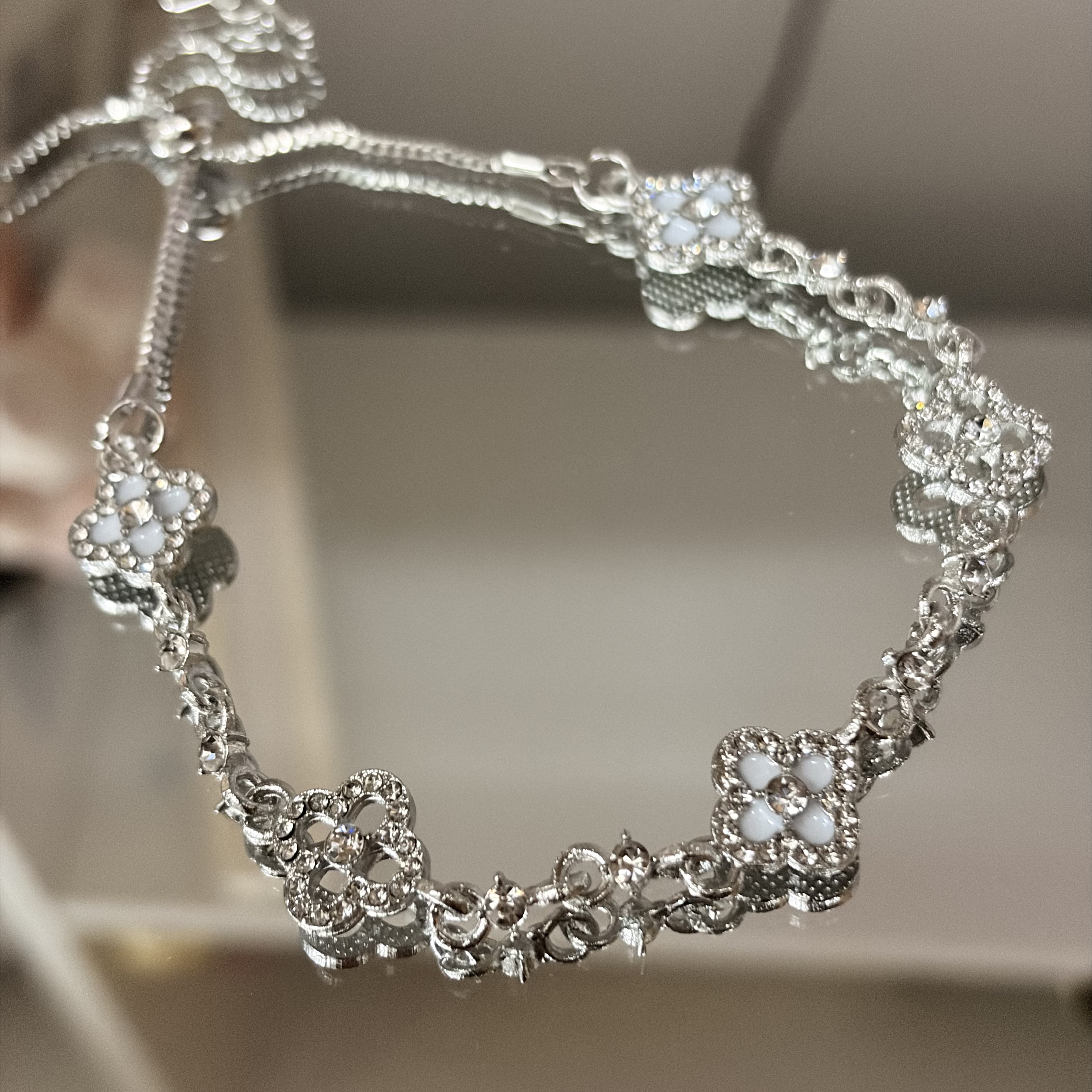 锌合金锆石手链 ins千金风手链盲袋拍一拆三