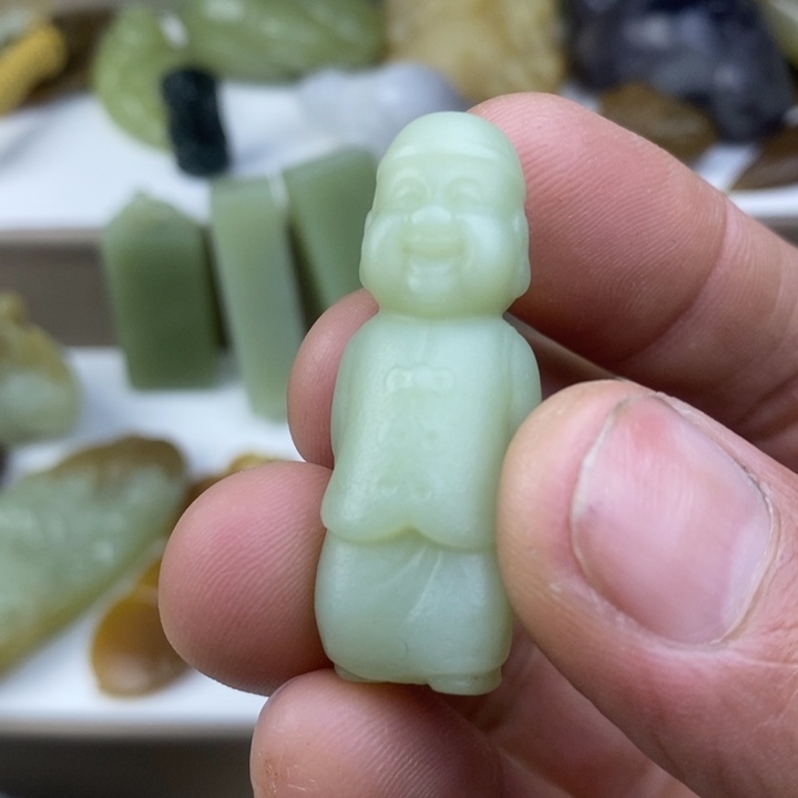 和田玉（黄玉）未镶嵌颈饰