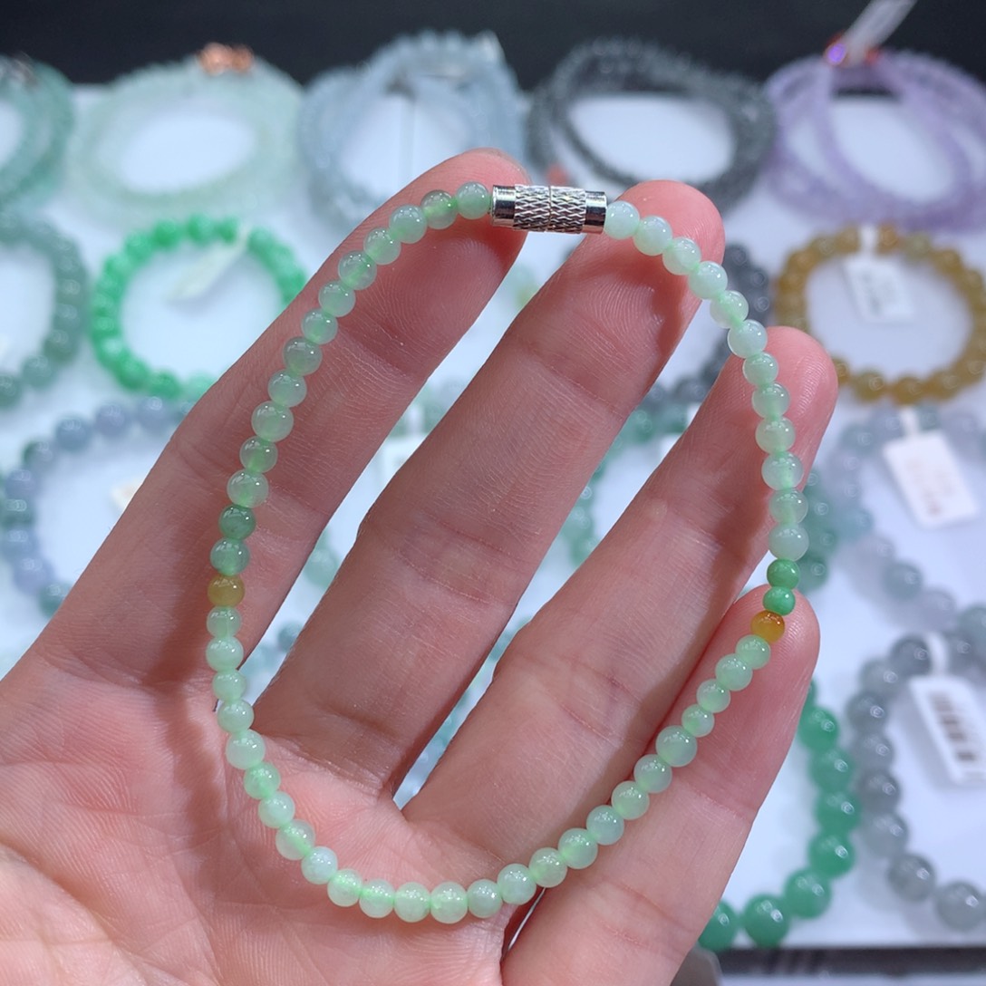 翡翠手链未镶嵌天然
