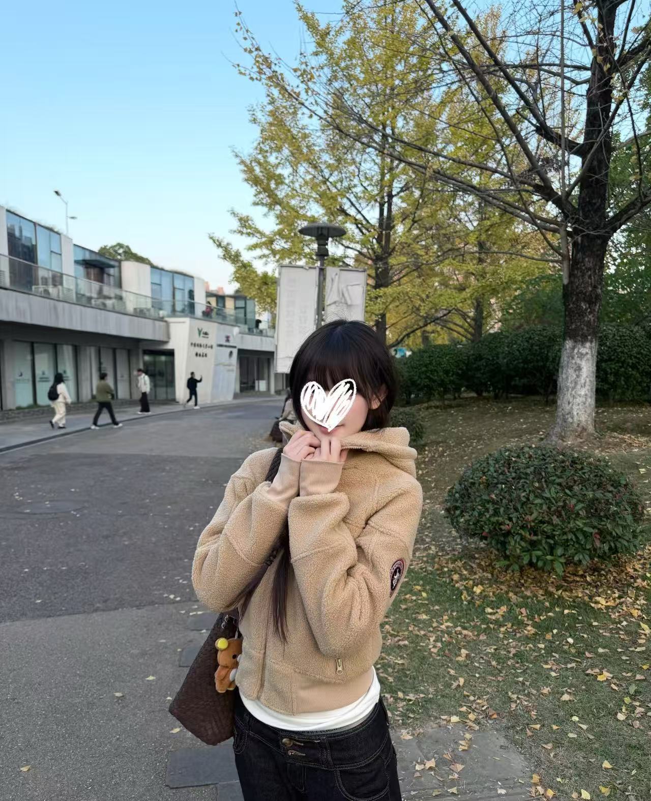 复古羊羔绒短款外套女宽松慵懒感美式加厚连帽上衣秋冬