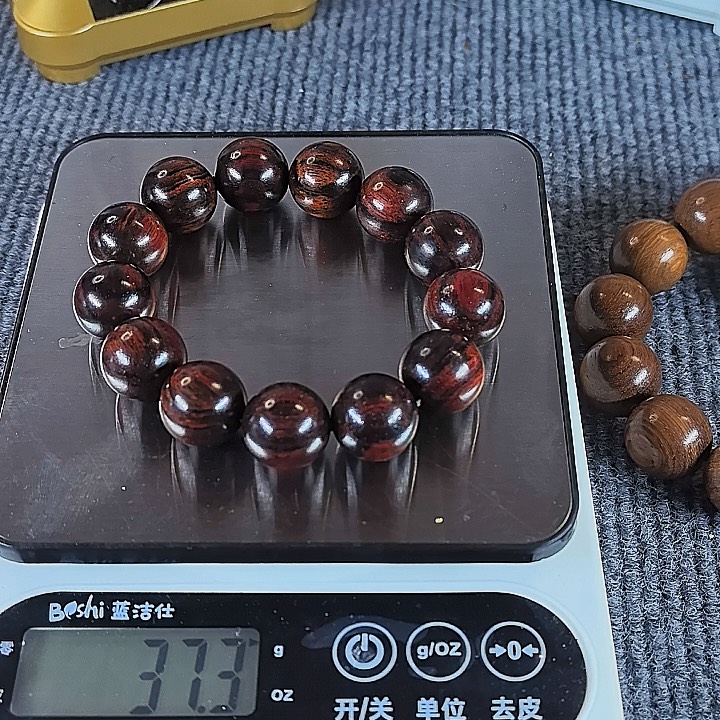 强***1大红酸枝大红酸枝黑（黑票红带星）