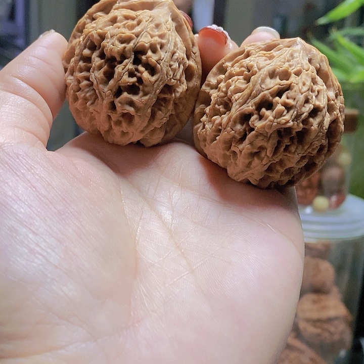 【闪购商品】文玩核桃把件43.5水龙纹