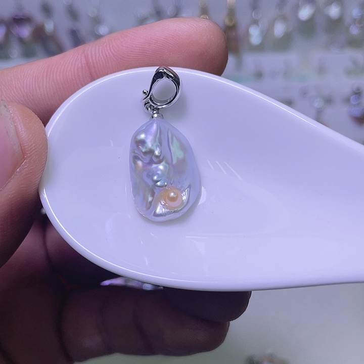 未镶嵌淡水珍珠颈饰15