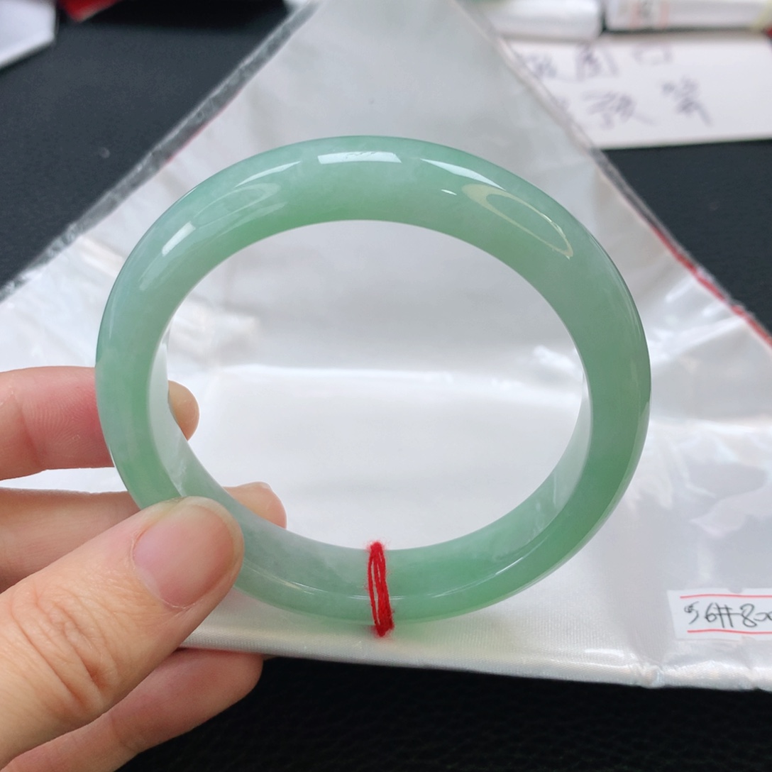 翡翠手镯未镶嵌缅甸56