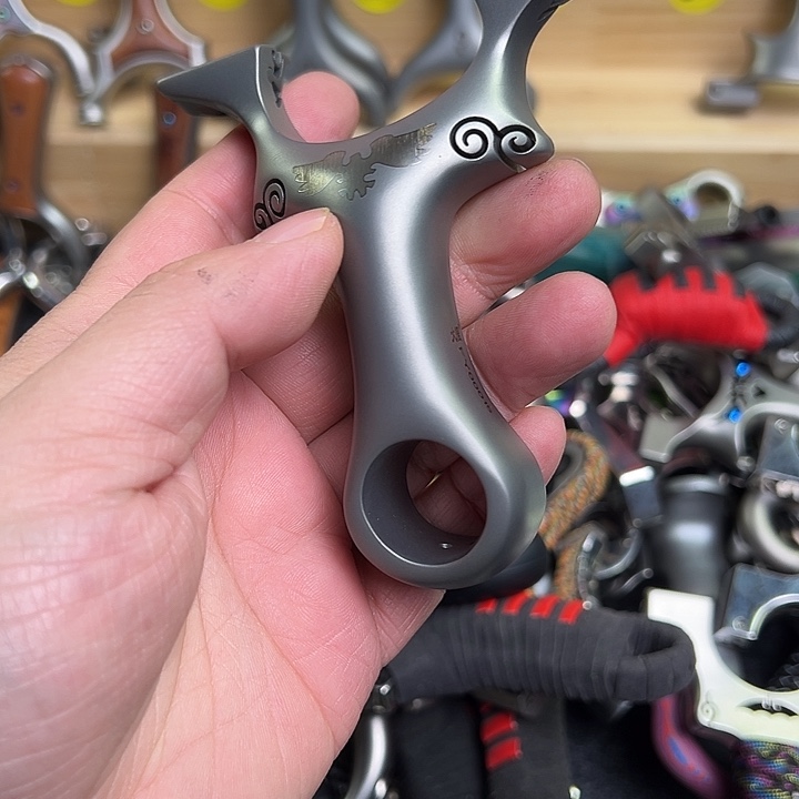 明***白火狼新款龙门飞燕33