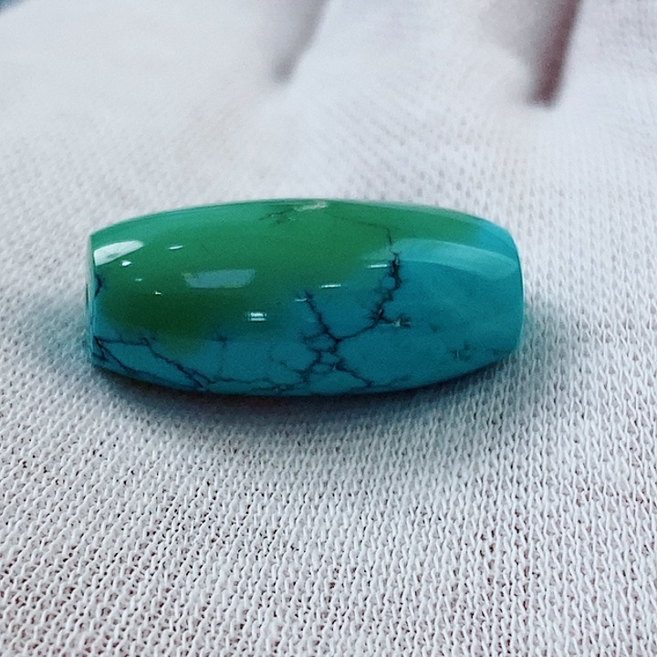 吉***者未镶嵌绿松石原矿无优化