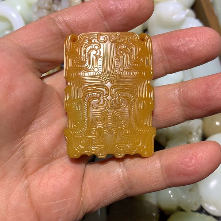 和田玉（白玉）颈饰未镶嵌薄**主