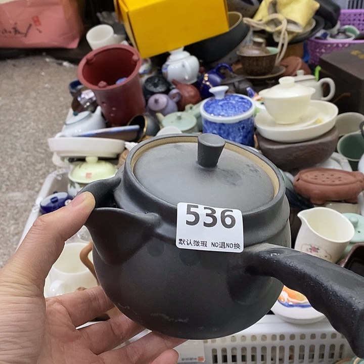 陶瓷艺术品及陶瓷制品