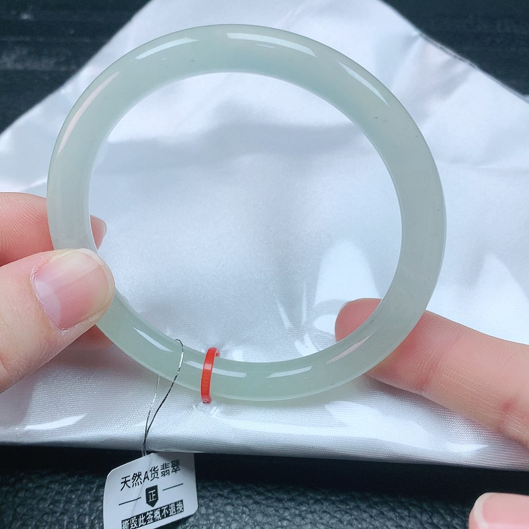 翡翠手镯未镶嵌59圆
