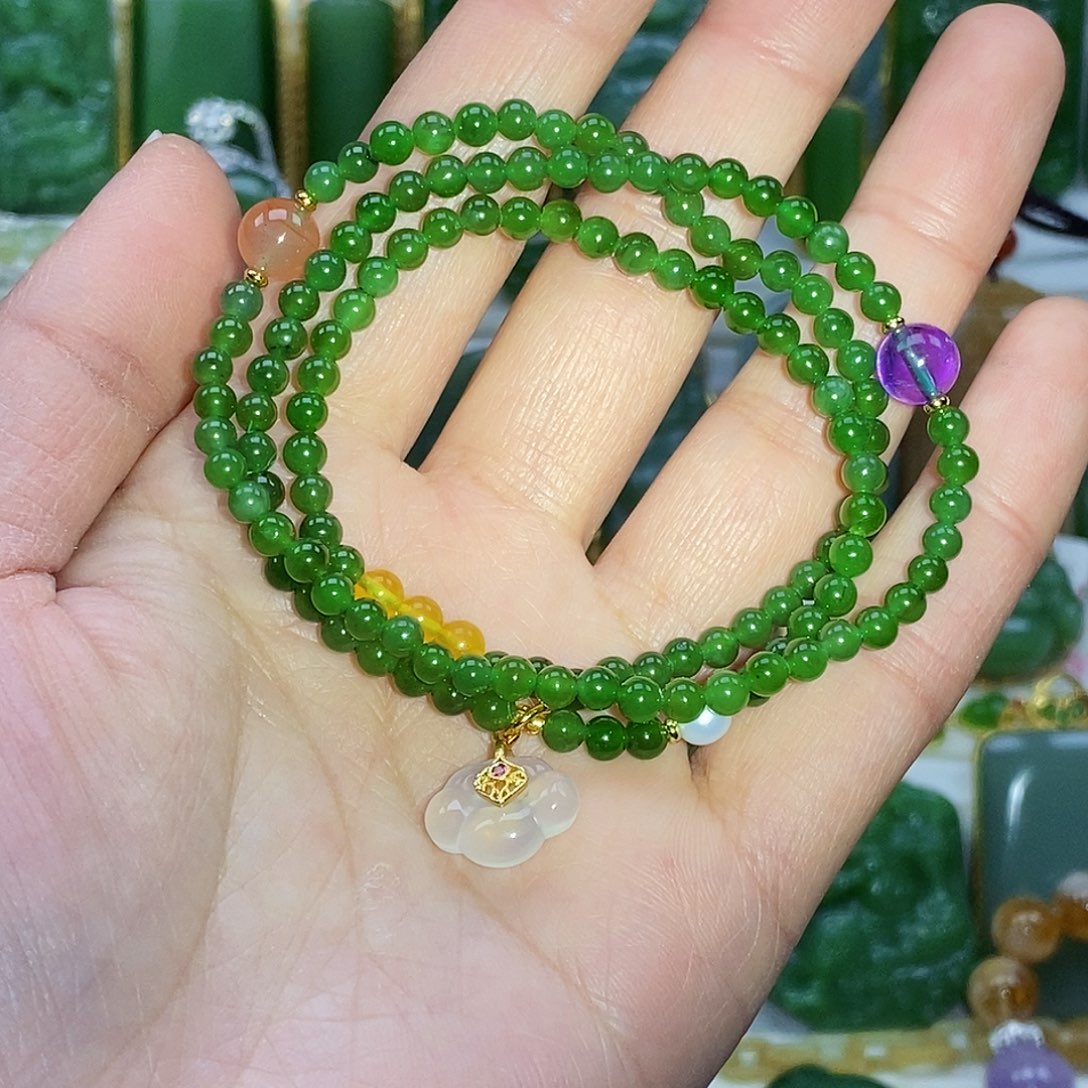 和田玉（碧玉）颈饰未镶嵌