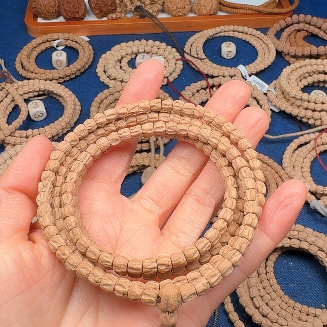 柏香籽/百香籽吊坠