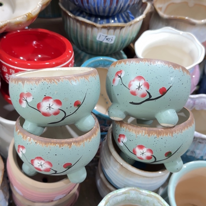 凑9块包邮，有孔，陶瓷花盆