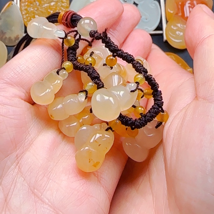 玄***法石英质玉（黄龙玉）未镶嵌1