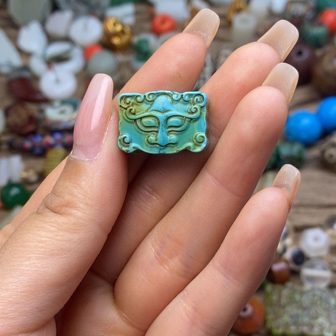 未镶嵌颈饰玛瑙/玉髓J****e